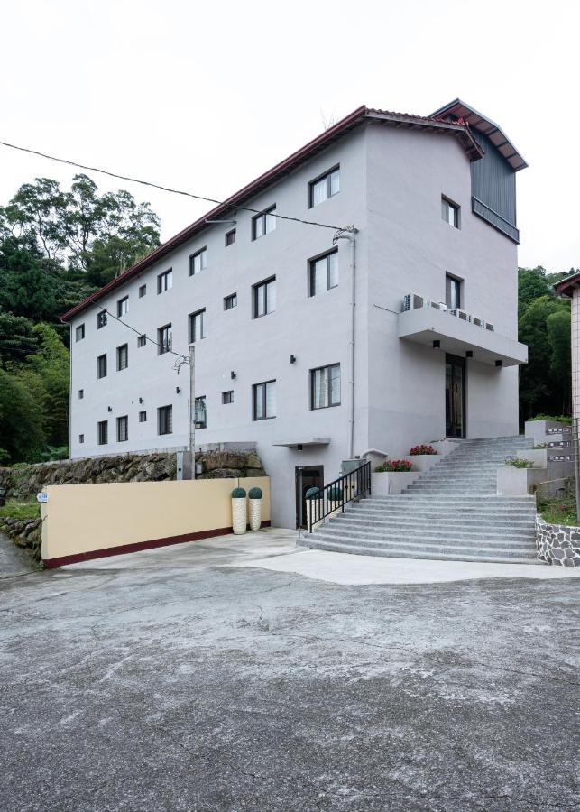 名竹旅社 Minzu Hotel Lộc Cốc Ngoại thất bức ảnh